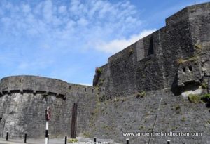 Tour of Ireland Athlone Castle Streetside